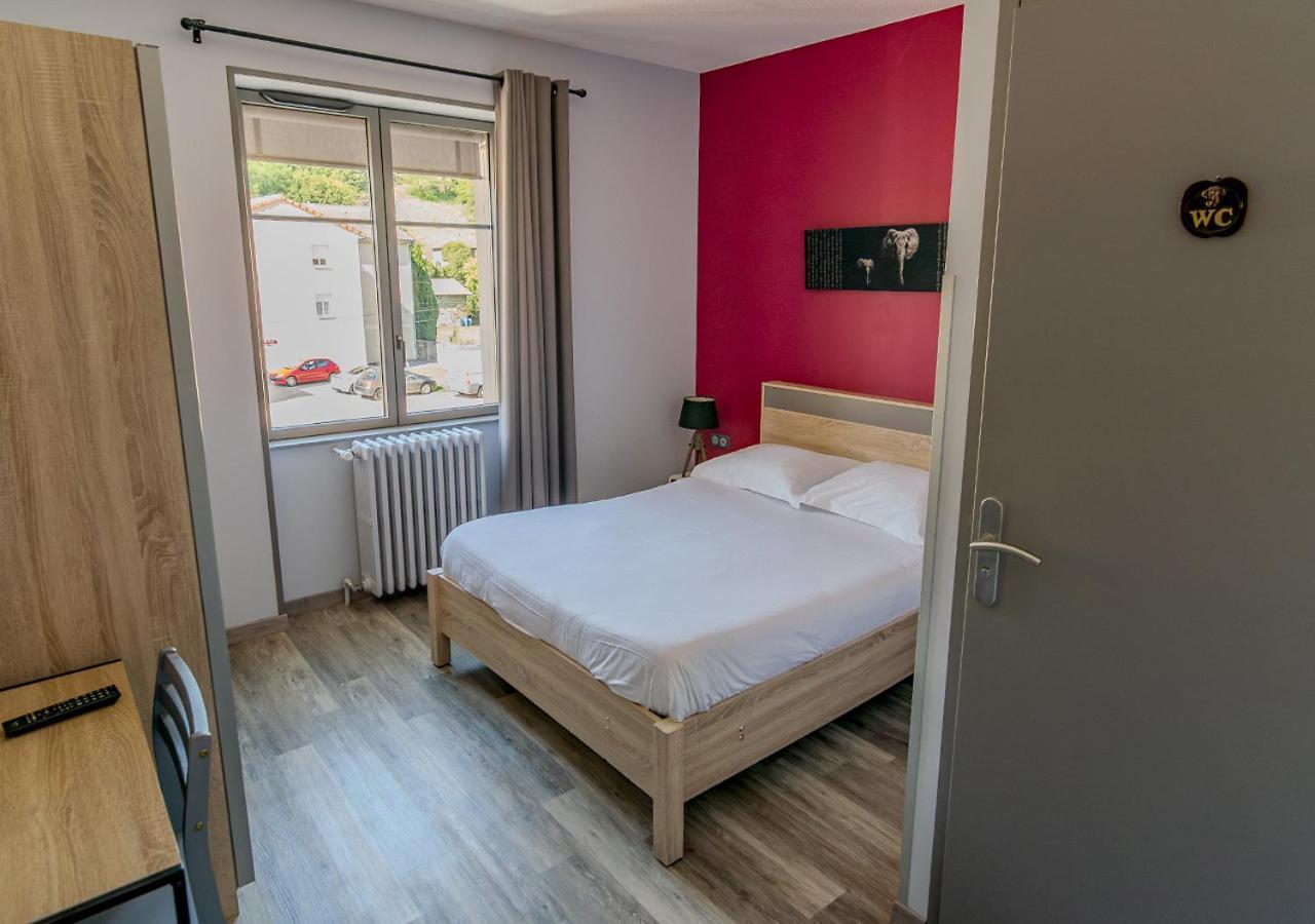 Hotel De L'Abbaye A Клюни Экстерьер фото