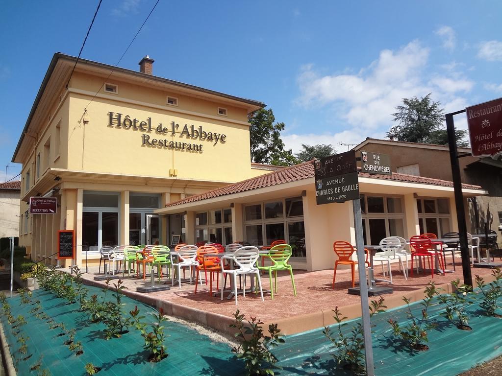 Hotel De L'Abbaye A Клюни Экстерьер фото